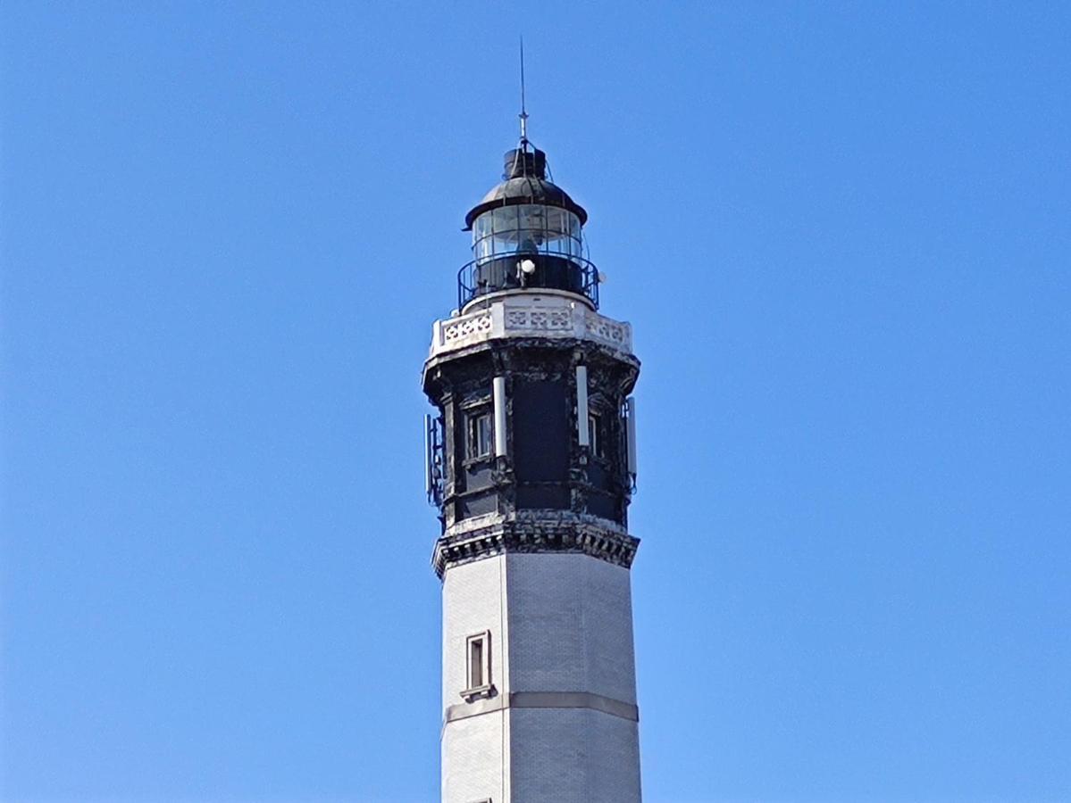 Les Lumieres Du Phare Apartment Calais Ngoại thất bức ảnh